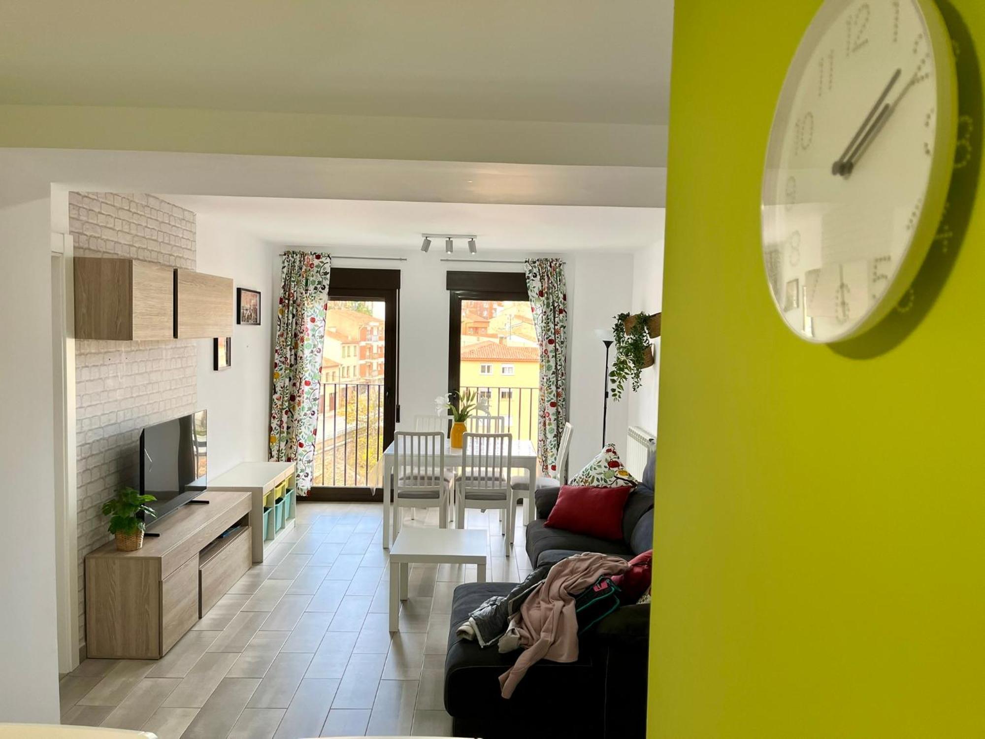 Apartment Puente De La Reina De